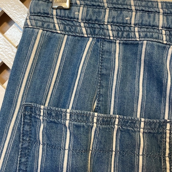 American Eagle wide leg cropped pant modest trendy style size 2 EUC - Picture 5 of 8